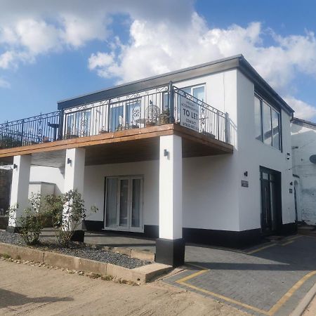 Tallets Apartment With Balcony & Parking Tewkesbury Buitenkant foto