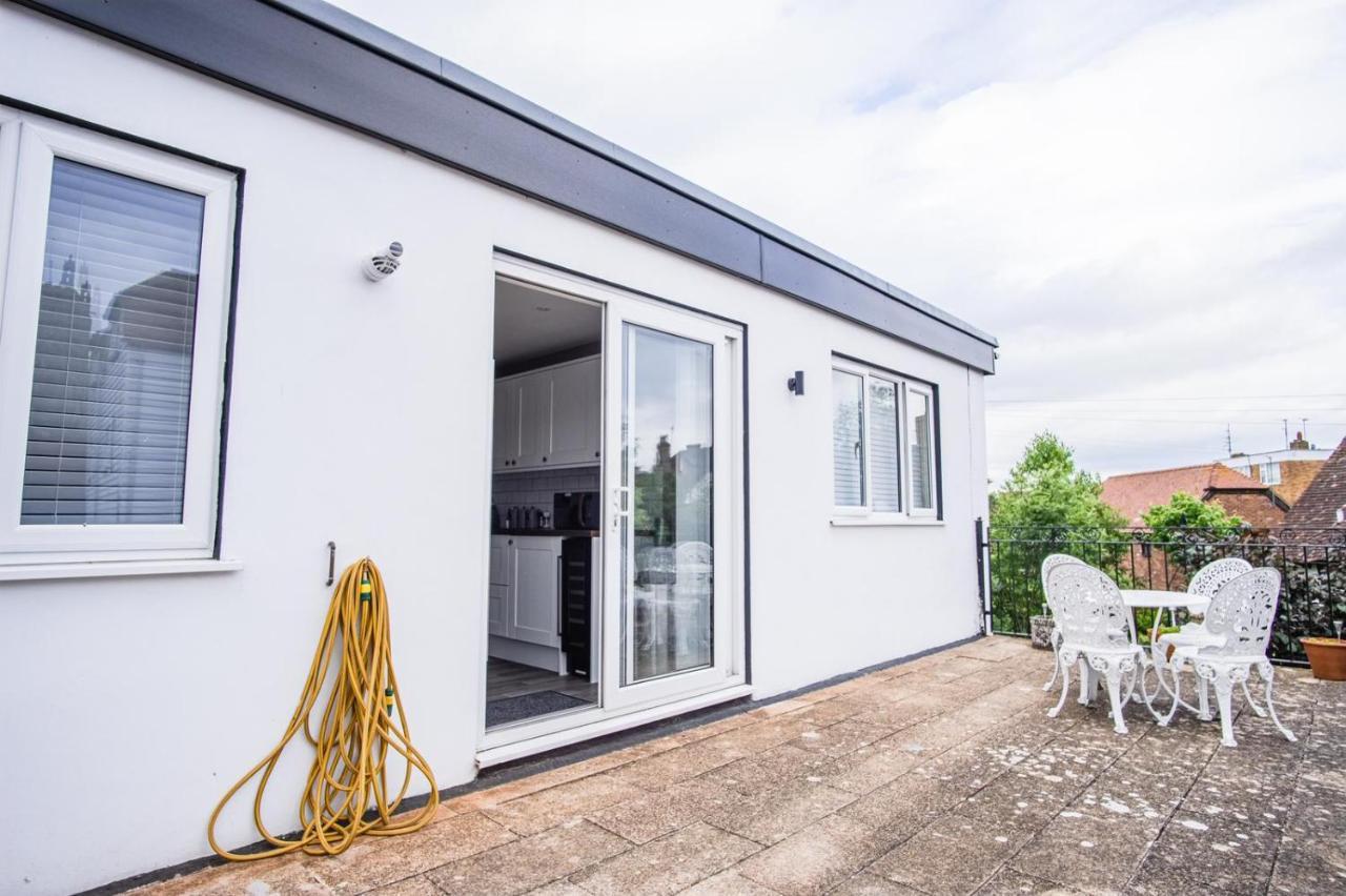 Tallets Apartment With Balcony & Parking Tewkesbury Buitenkant foto