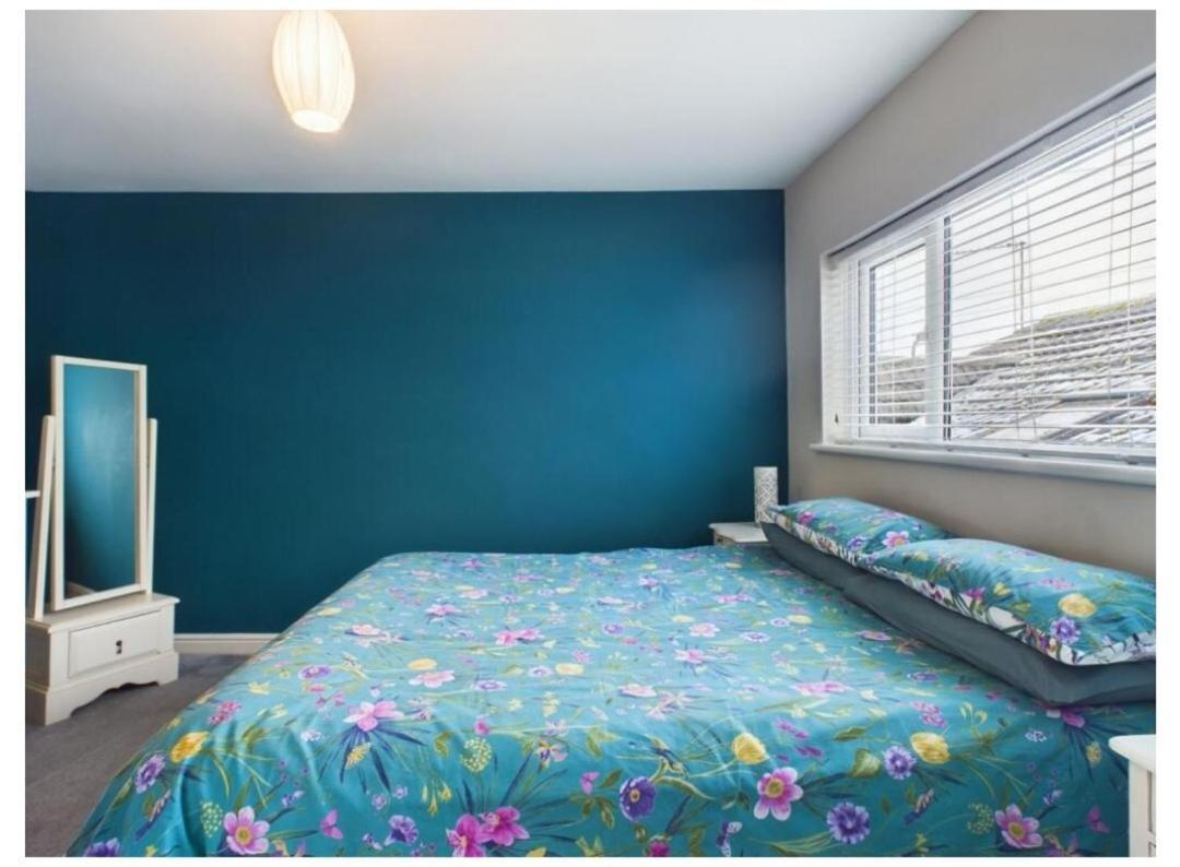 Tallets Apartment With Balcony & Parking Tewkesbury Buitenkant foto